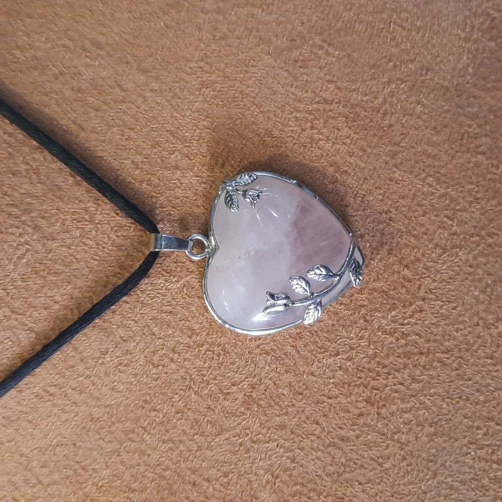 Rose quartz silver rose heart necklace charm